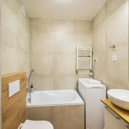 Reymonta 15 Surfingbird Kołobrzeg