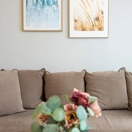 Reymonta 15 Surfingbird Lejlighed