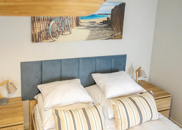 Reymonta 15 Surfingbird Апартаменты