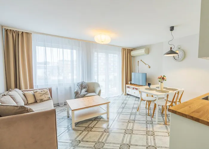 Reymonta 15 Surfingbird Колобжег